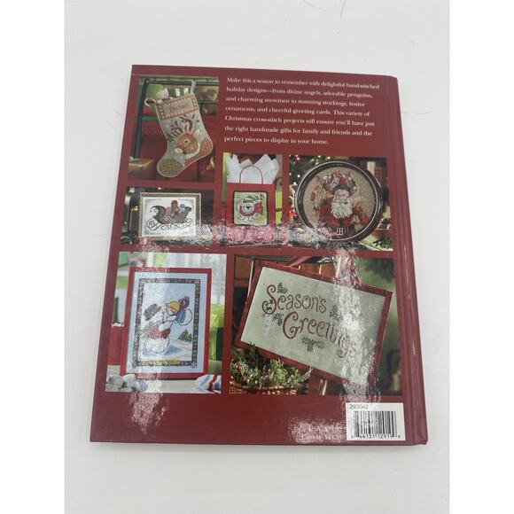 Craftways A Cross Stitch Christmas Hardcover “A Season to Remember” (2010) - Picture 3 of 7
